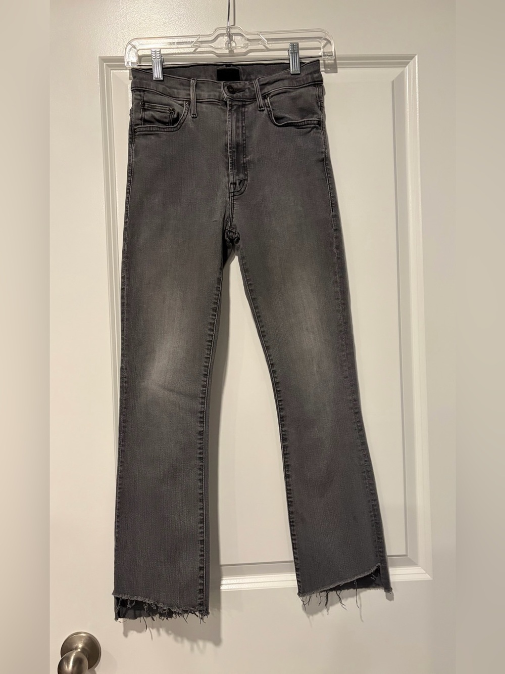 Mother Insider Crop Step Fray Straight-Leg Jeans with Raw Hem
